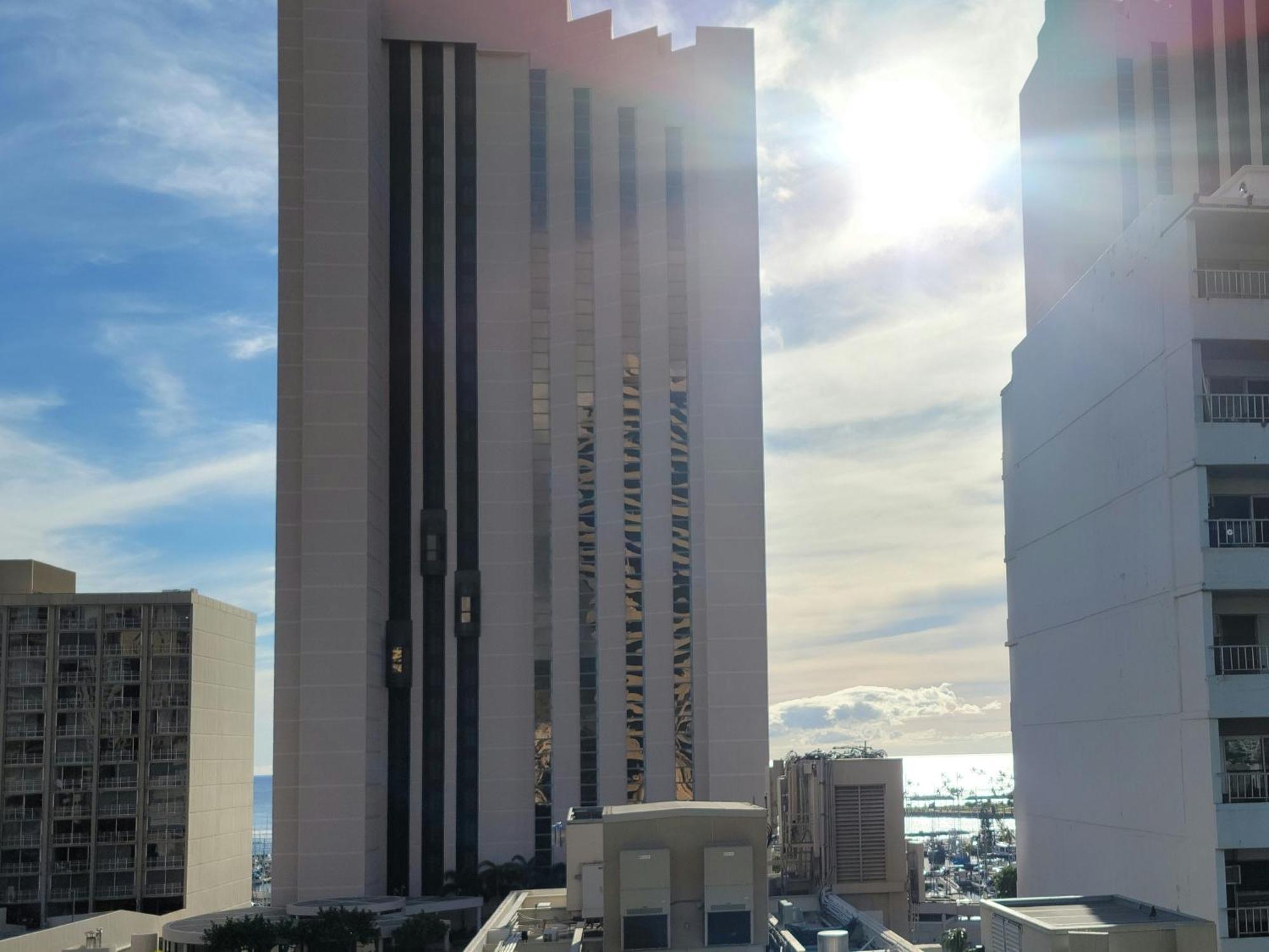 Waikiki Studio Steps To Beach-Mall Free Parking-Wifi Honolulu Bilik gambar